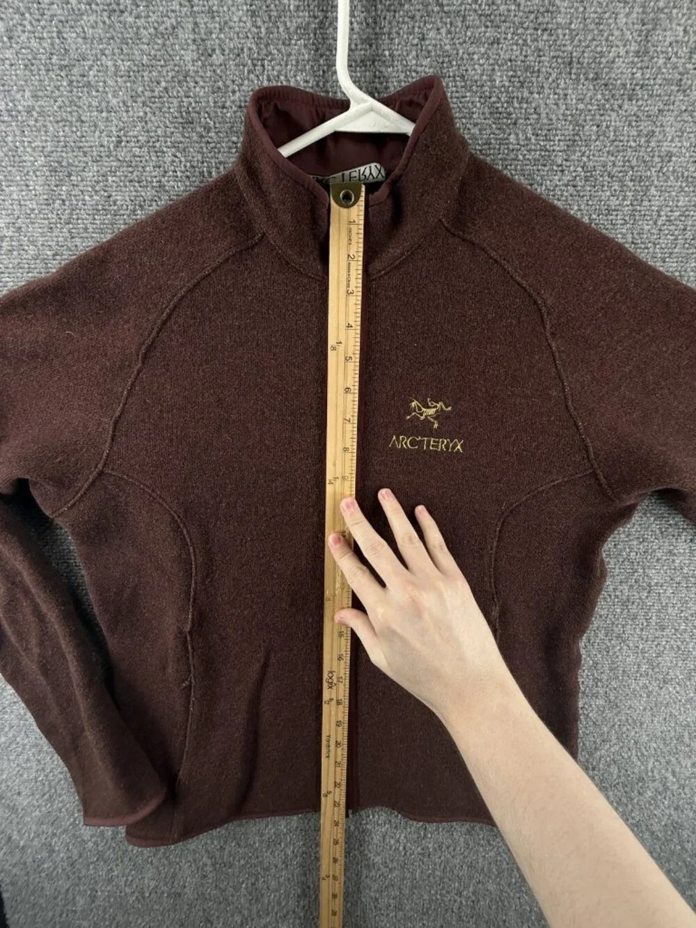 VTG Arc’teryx Regent Cardigan 2006 Large Raspberry Italian Wool Blend Red Brown